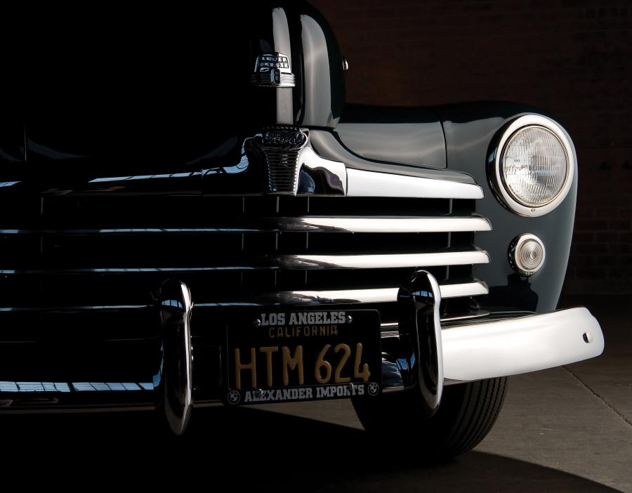  Ford Super DeLuxe Sportsman Convertible 1947 года  (фото 24 из 61)